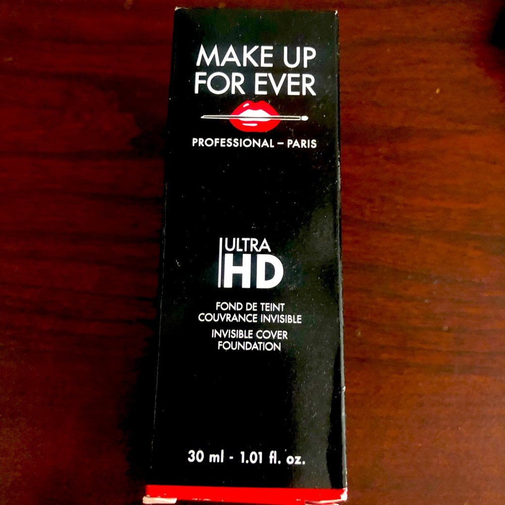 Make Up Forever Foundation Shade R560 NWT